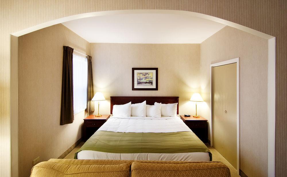 Hotel Ramada By Wyndham St. John'S Esterno foto